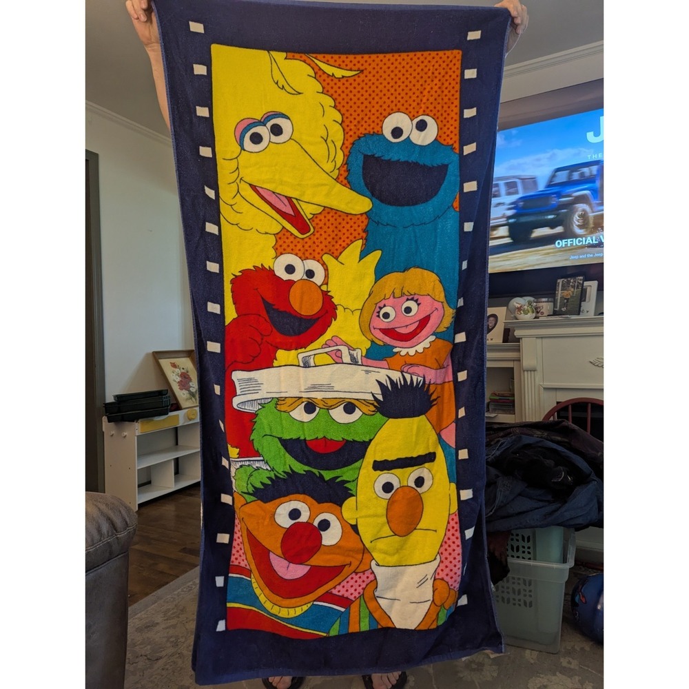 Vintage 1990's Franco Big Bird & Friends Sesame Street Beach Towel USA